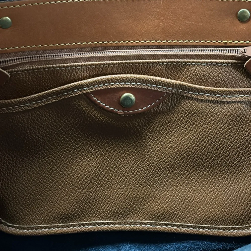 🔥S A L E🔥 Dooney & Bourke Navy Pebble Leather All Weather Satchel Like New - Picture 4 of 5